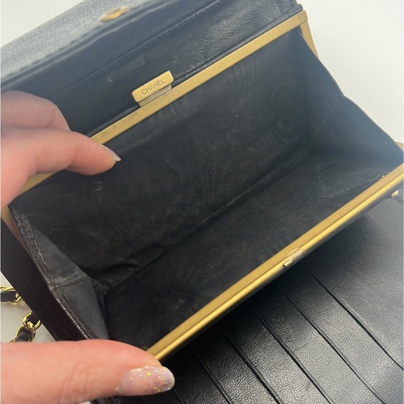 Chanel Bag - Picture 5 of 7